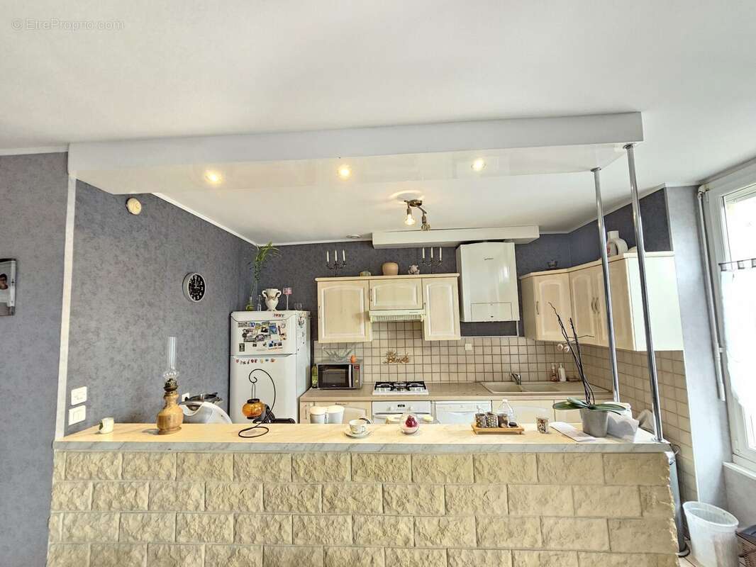 Appartement à SAINT-ETIENNE