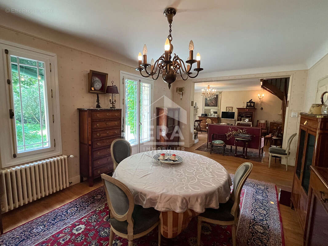 Maison à PORT-SAINTE-FOY-ET-PONCHAPT