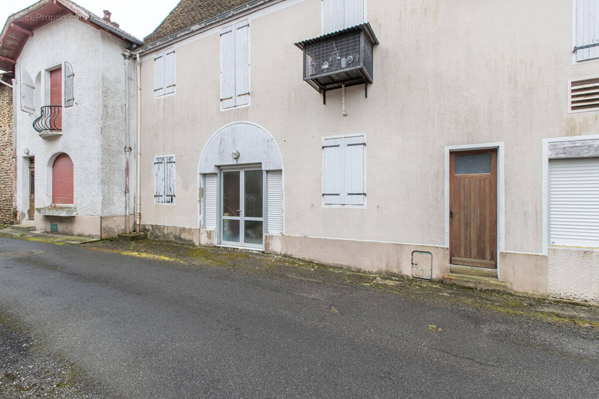 Appartement à ARZACQ-ARRAZIGUET