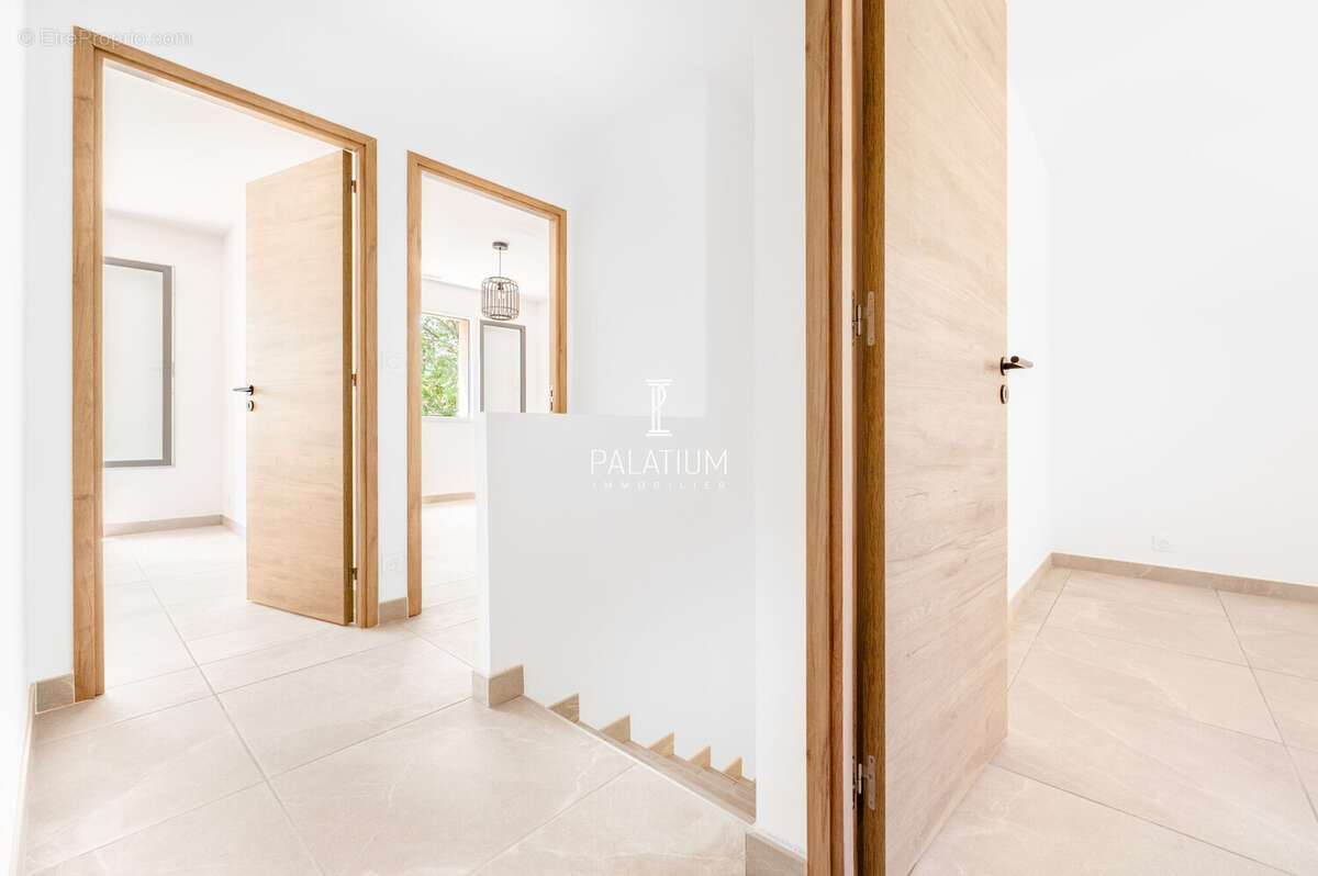 Maison à GREOUX-LES-BAINS