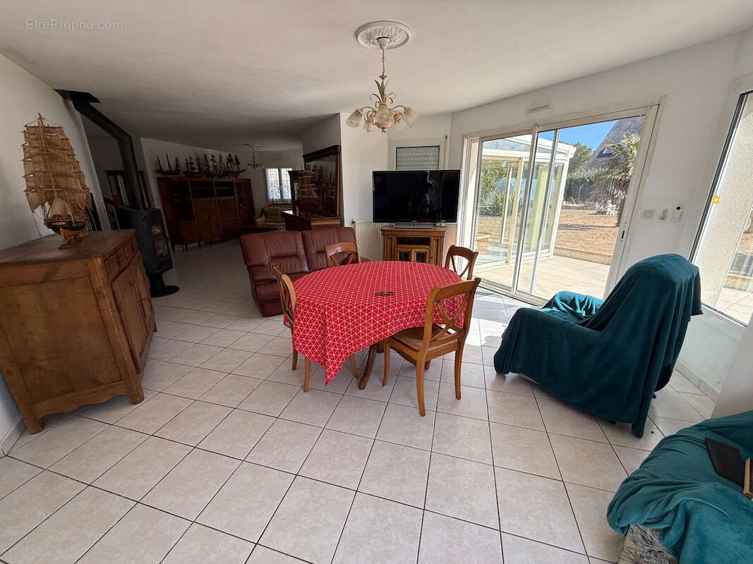 Maison à LE POULIGUEN