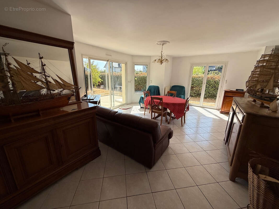 Maison à LE POULIGUEN