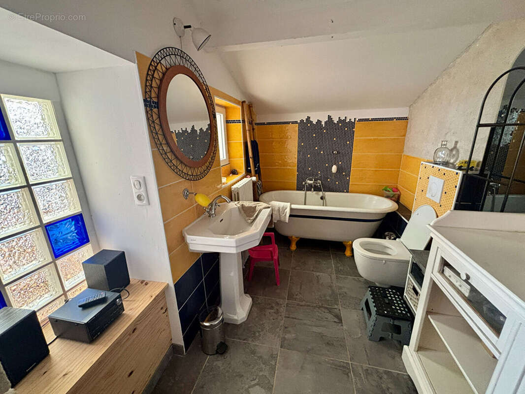 Maison à SALLERTAINE