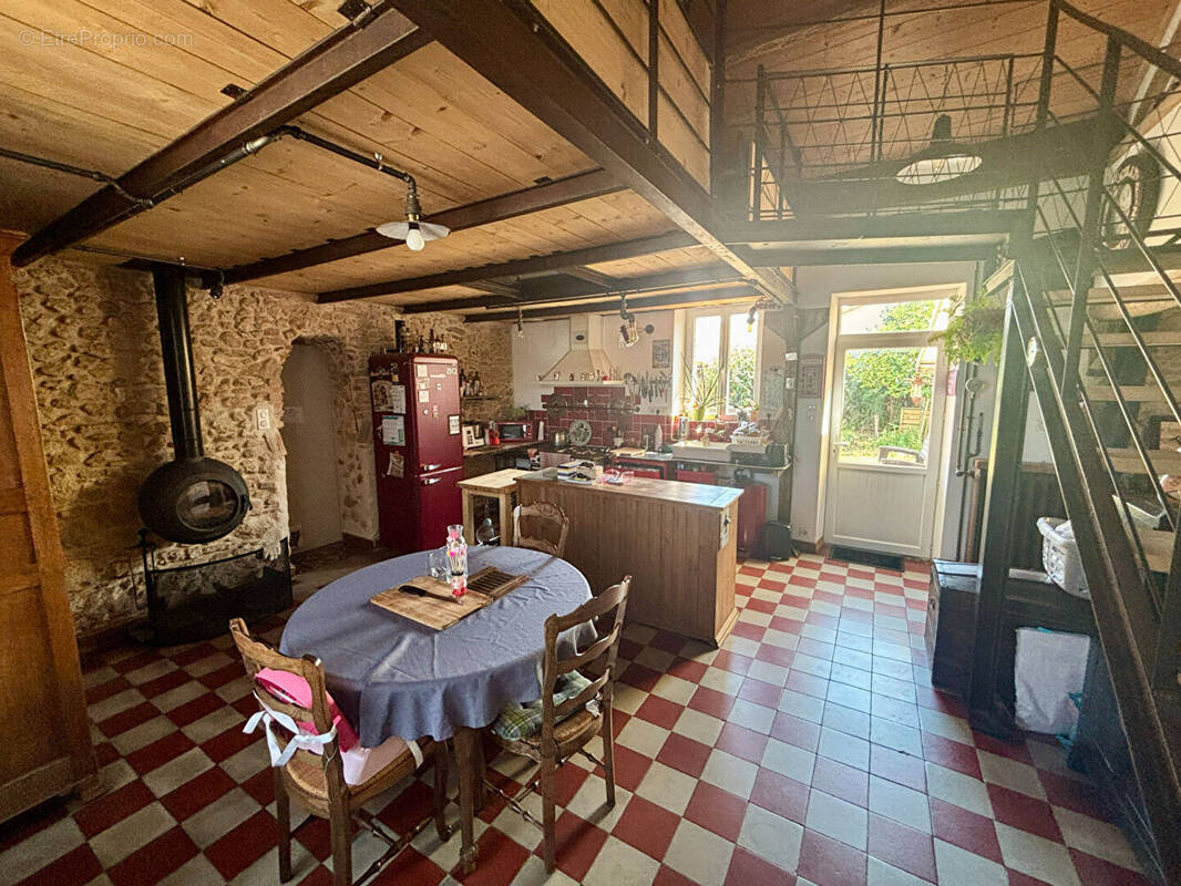 Maison à SALLERTAINE