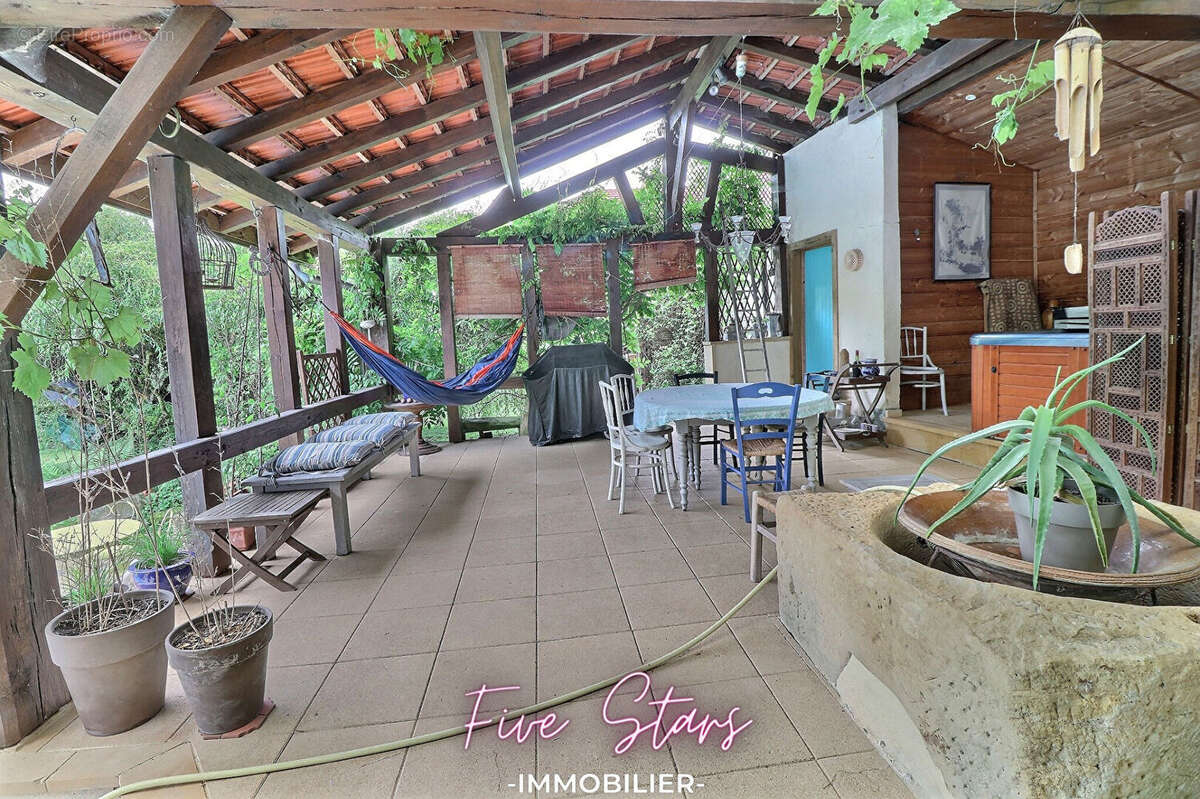 Maison à SANRY-LES-VIGY