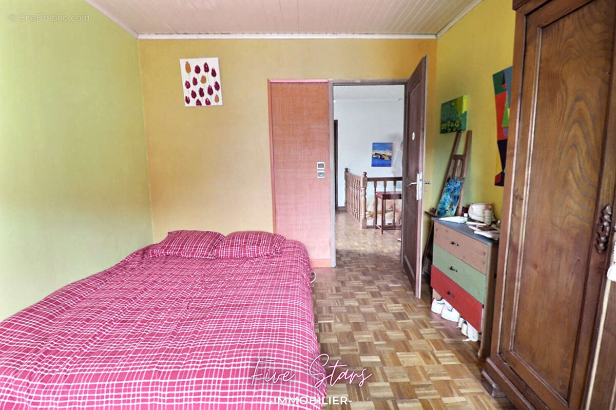 Maison à SANRY-LES-VIGY