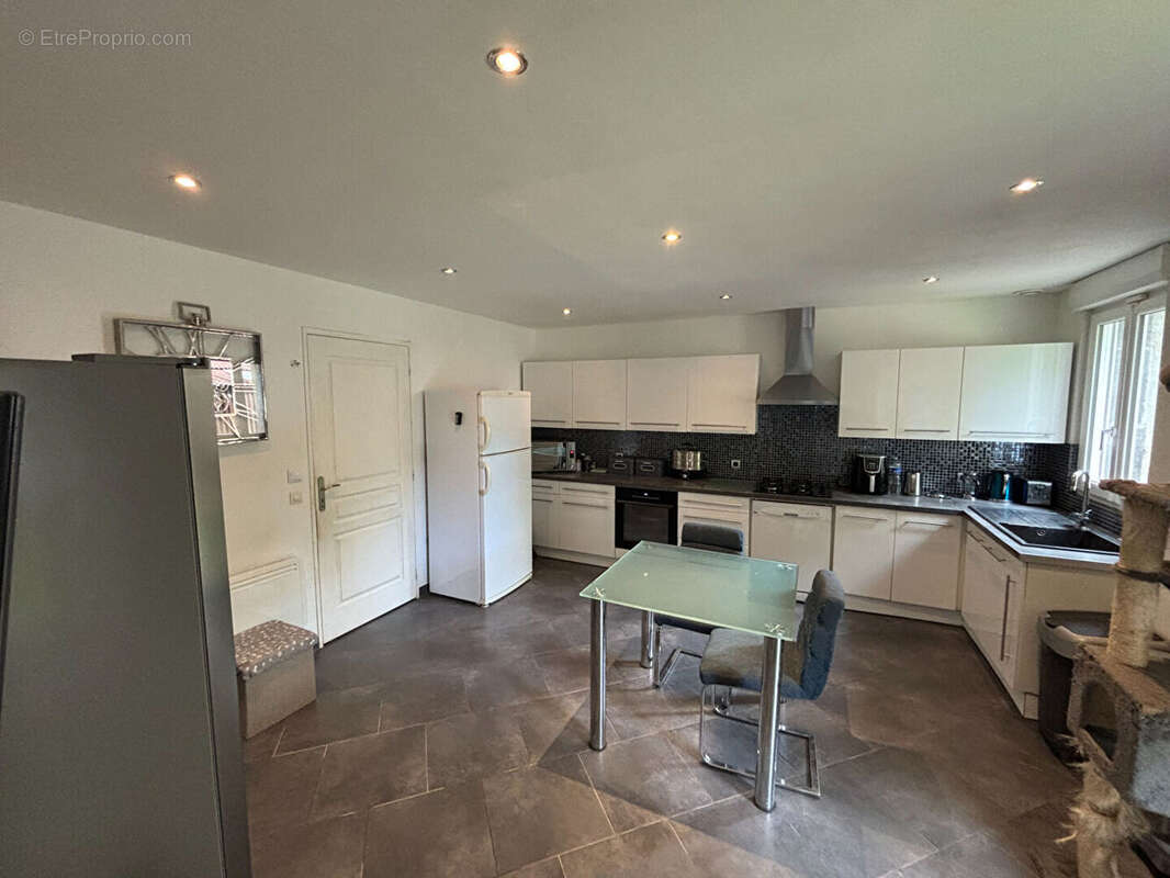 Maison à MARLY-GOMONT