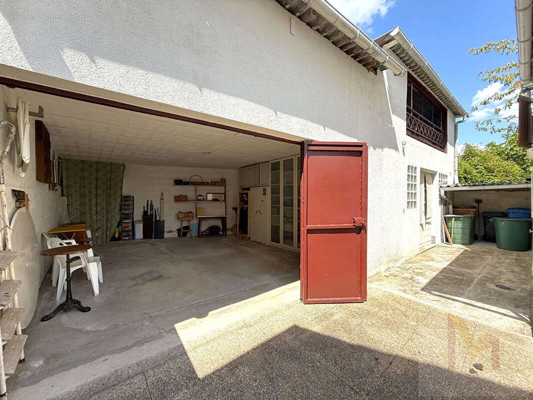 Maison à ROSNY-SOUS-BOIS