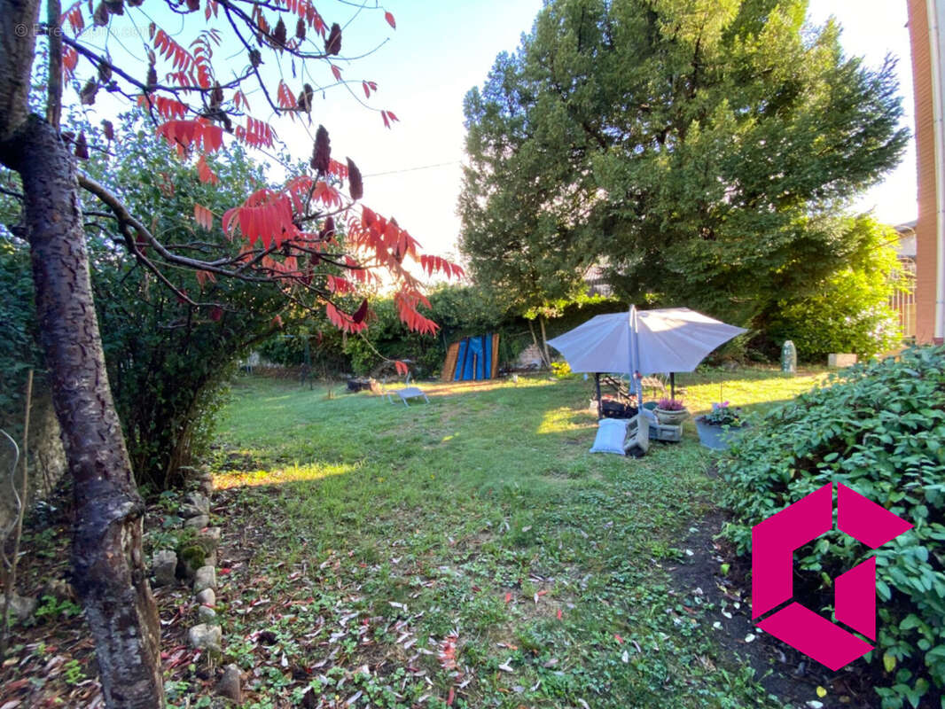 Appartement à AUREC-SUR-LOIRE