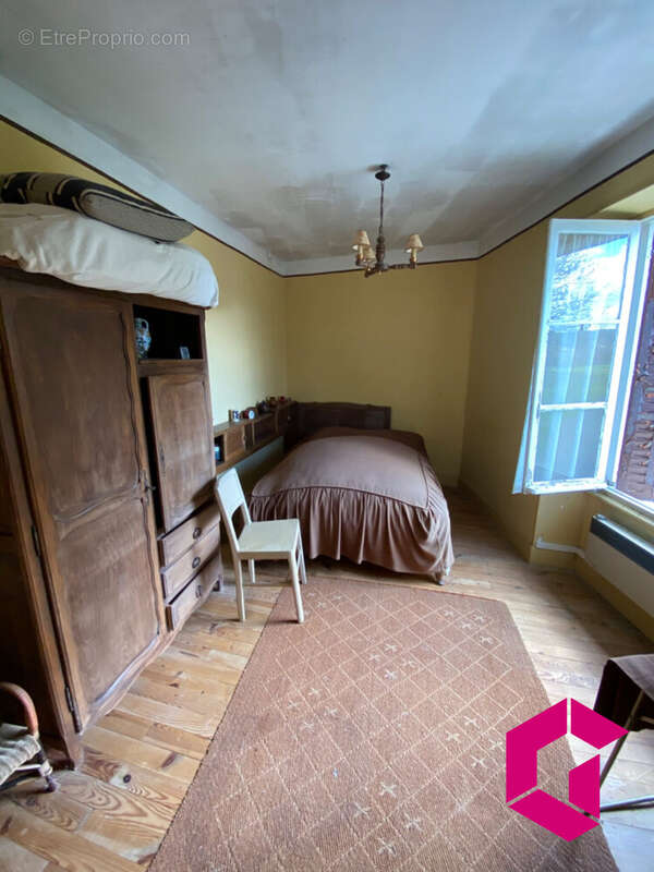 Maison à SAINT-ALYRE-D'ARLANC