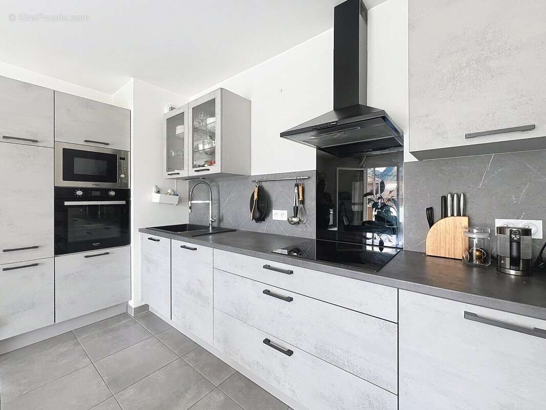 Appartement à VARCES-ALLIERES-ET-RISSET