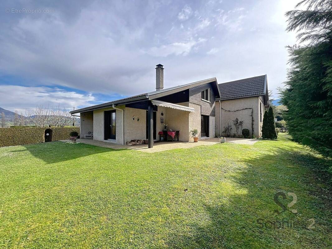 Maison à BRIE-ET-ANGONNES