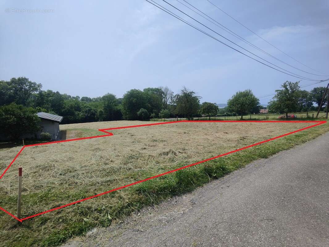 Terrain à MARGENCEL