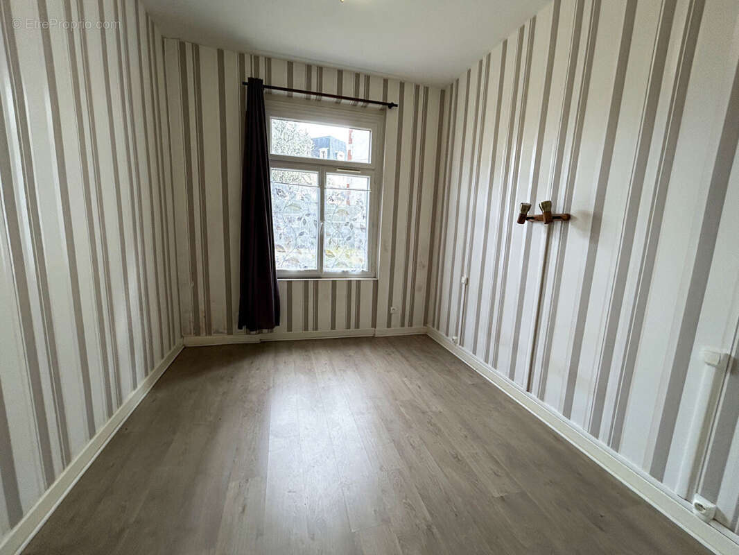 Appartement à NERIS-LES-BAINS