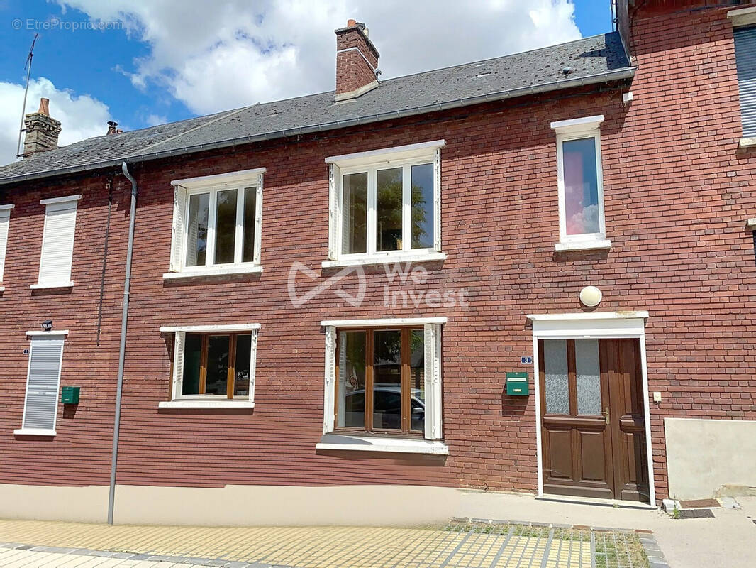 Maison à MONTCORNET