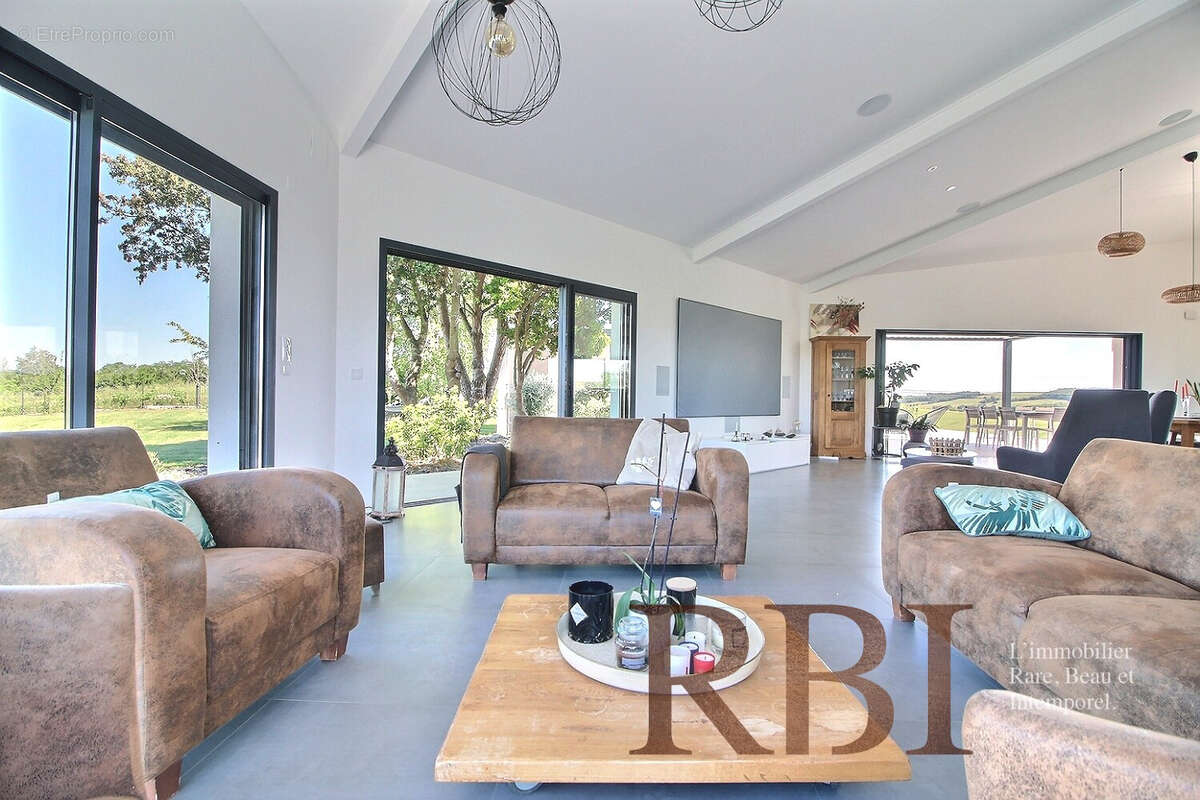 Maison à SAINT-LEON