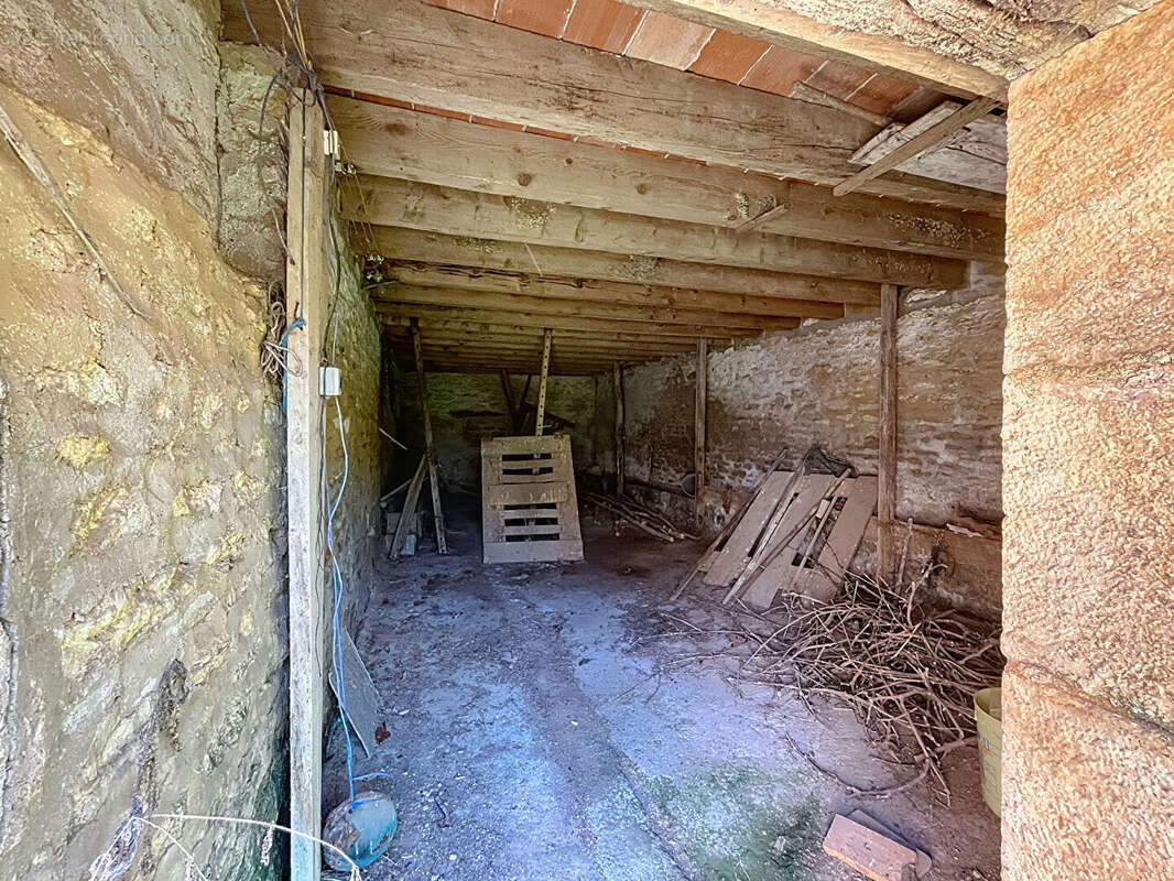 Maison à FRAIGNOT-ET-VESVROTTE