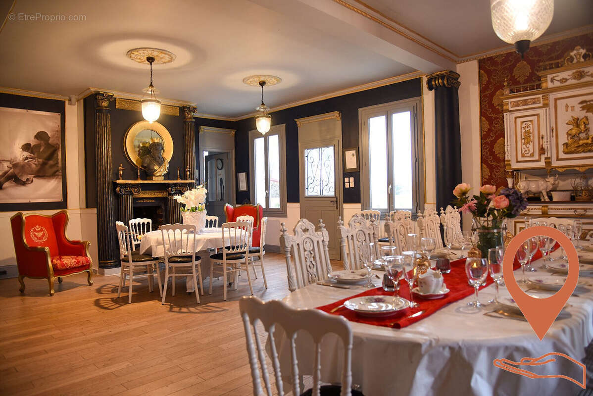 SALLE A MANGER - Autre à LISIEUX