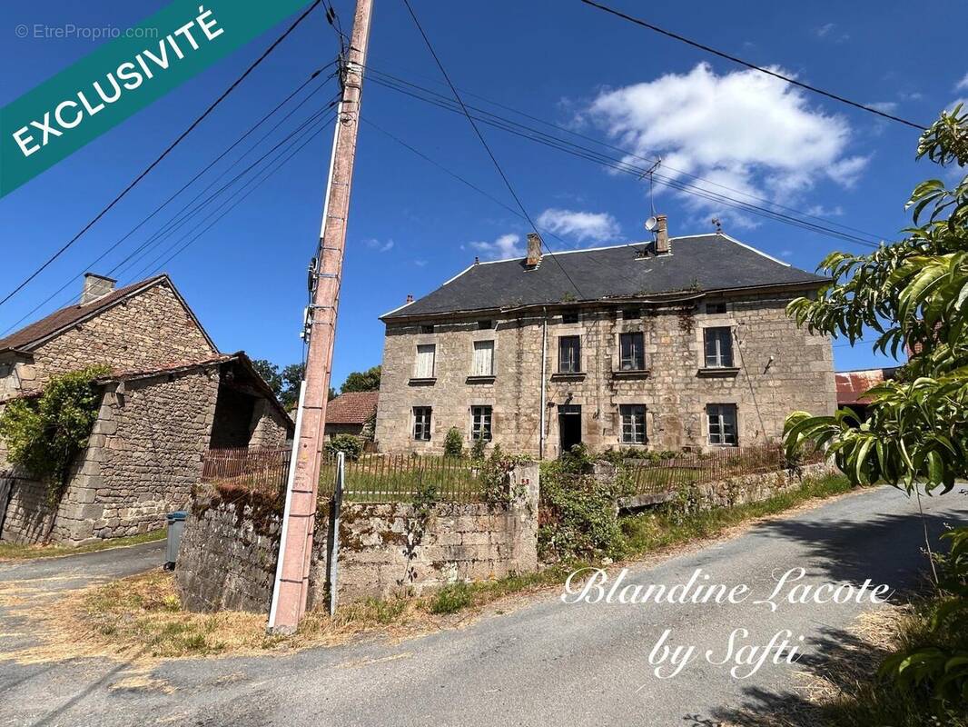 Photo 1 - Maison à LA VILLETELLE