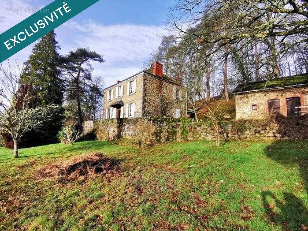 Photo 1 - Maison à YDES