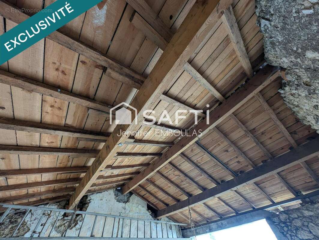 Photo 3 - Maison à SAINT-MORILLON