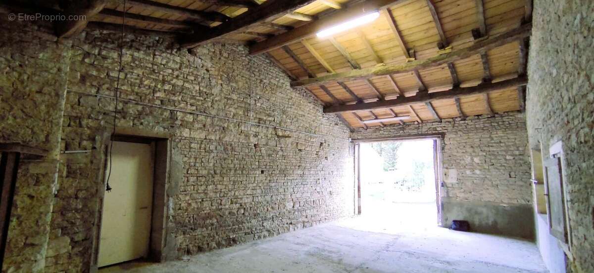 Photo 8 - Maison à ASNIERES-LA-GIRAUD