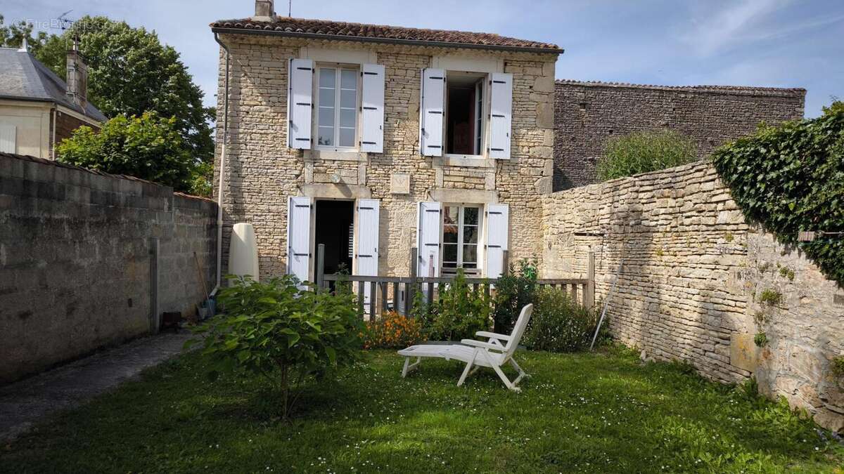 Photo 9 - Maison à ASNIERES-LA-GIRAUD