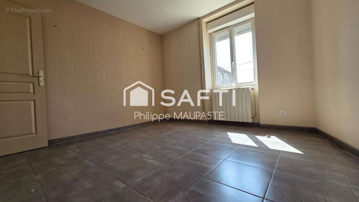 Photo 3 - Appartement à FOURCHAMBAULT