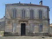 Photo 1 - Maison à BRIZAMBOURG