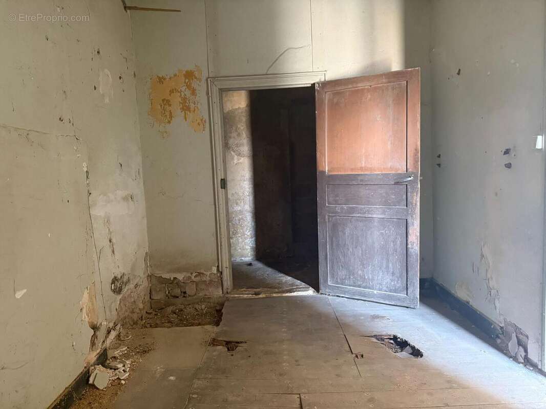 Photo 5 - Maison à BRIZAMBOURG