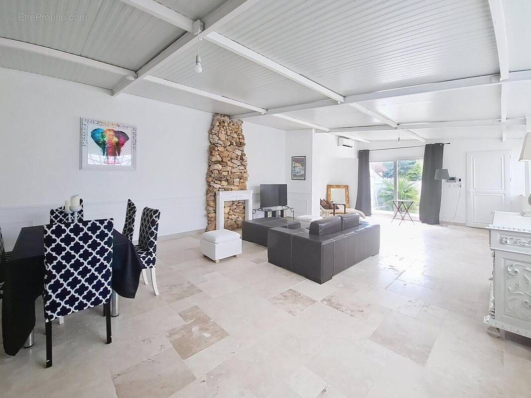 Photo 1 - Maison à EMERAINVILLE