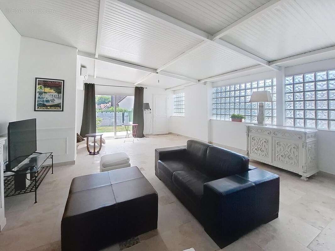 Photo 2 - Maison à EMERAINVILLE