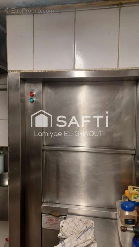 Photo 4 - Commerce à PARIS-11E