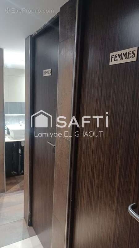 Photo 8 - Commerce à PARIS-11E