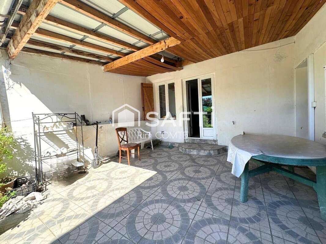 Photo 8 - Maison à SALAISE-SUR-SANNE