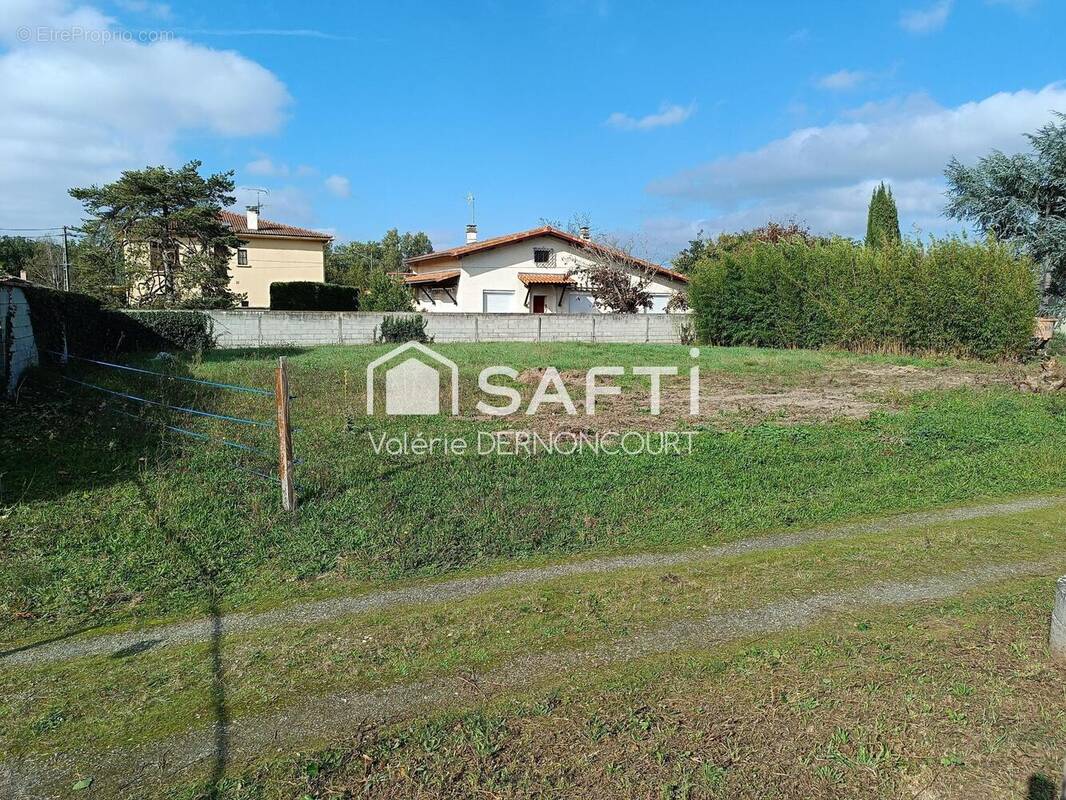 Photo 1 - Terrain à CUGNAUX