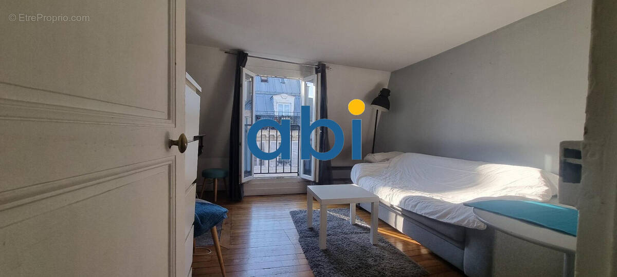 Appartement à PARIS-9E