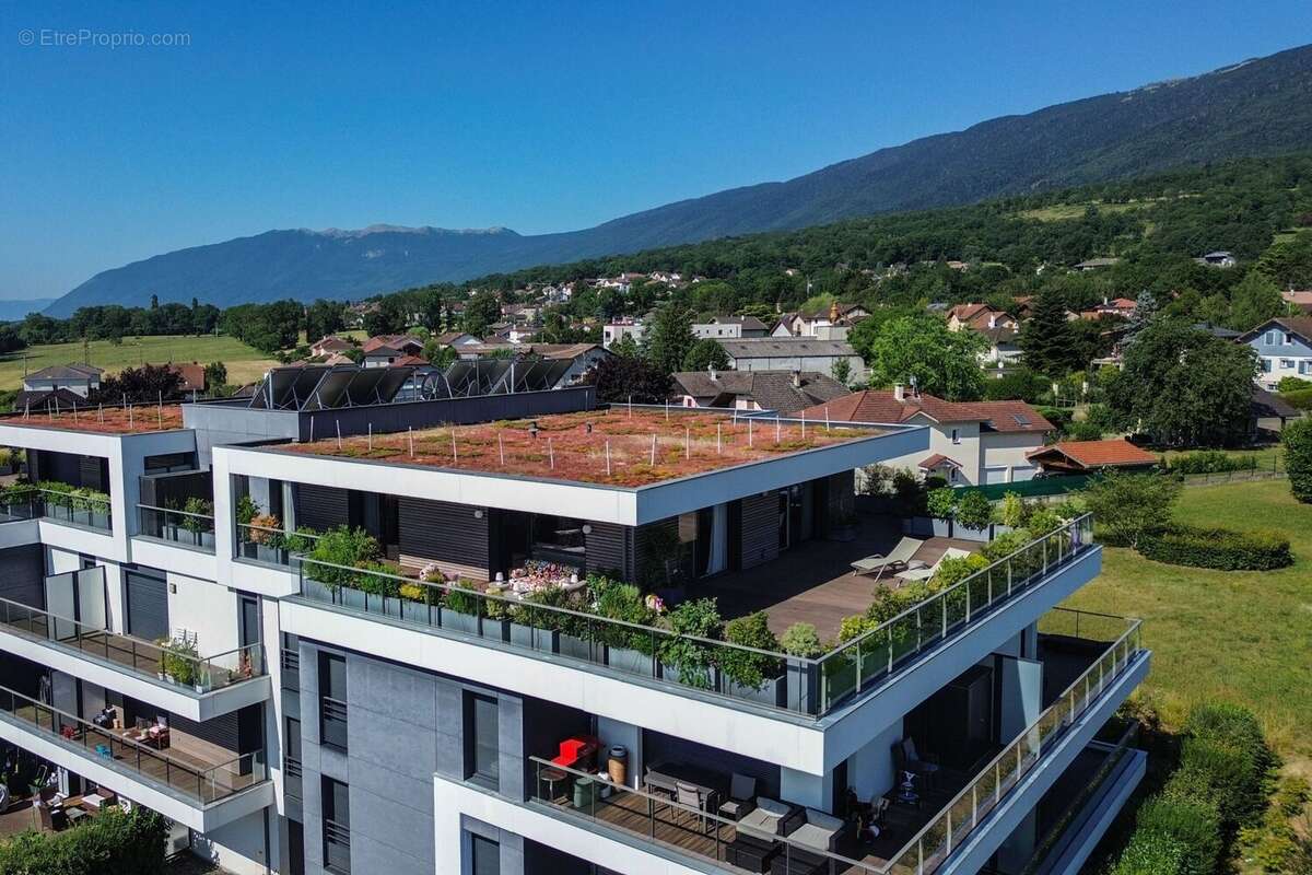 Appartement à THOIRY