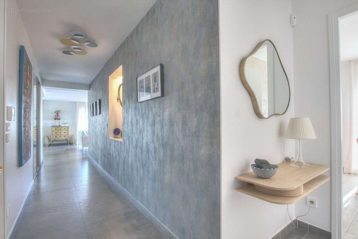 Appartement à THOIRY