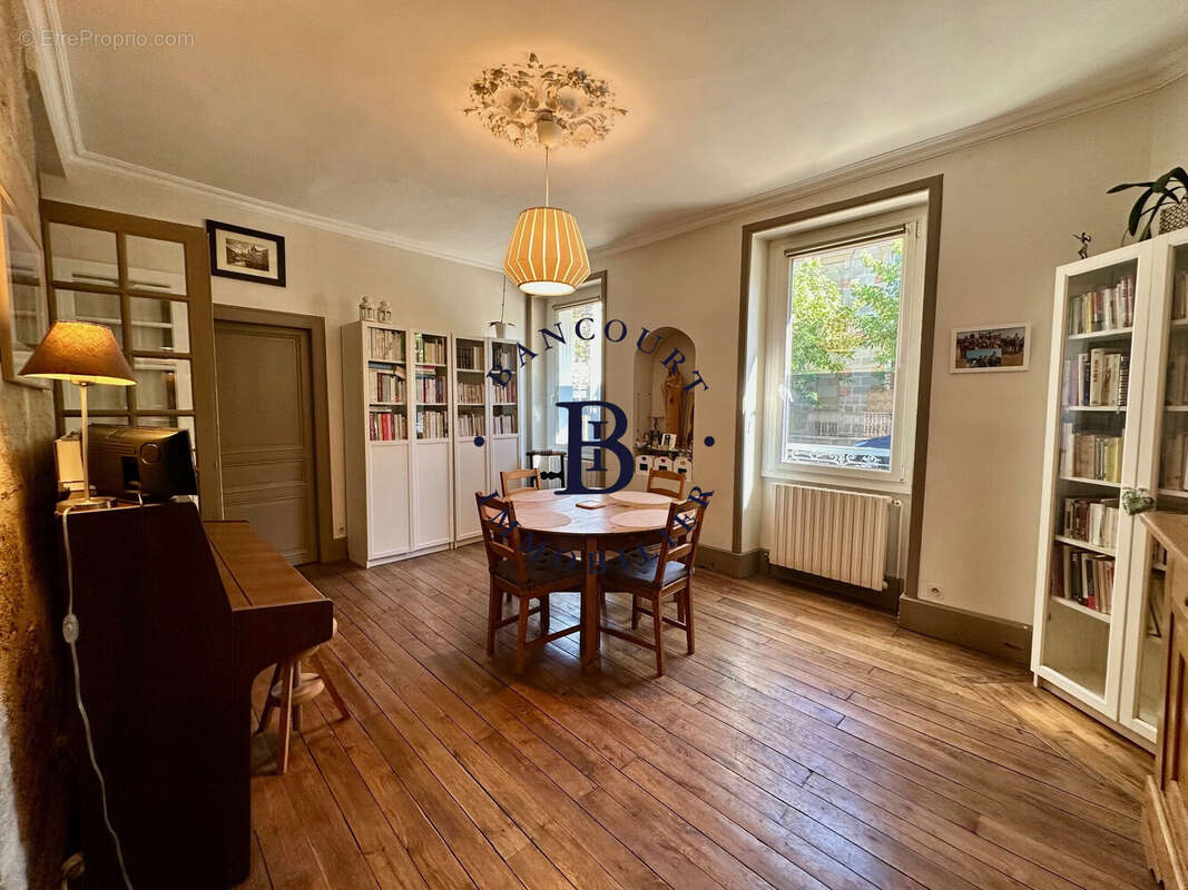 Maison à BRIVE-LA-GAILLARDE