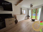 Maison à LA MADELAINE-SOUS-MONTREUIL