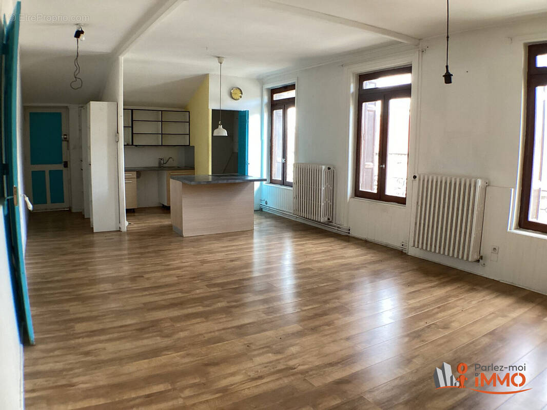 Appartement à LA RICAMARIE