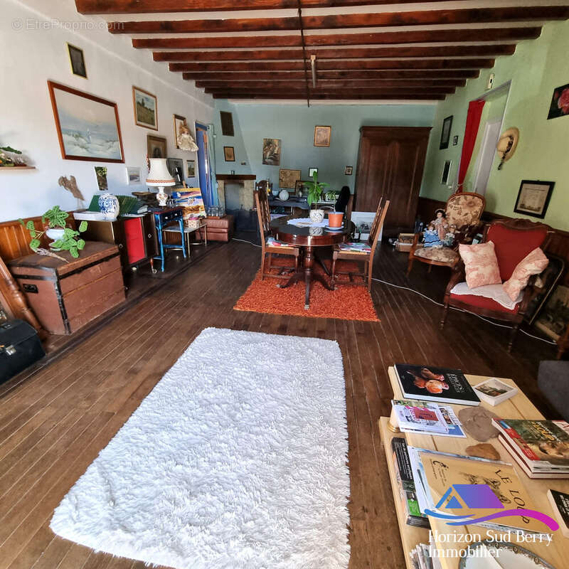 salon - Maison à FEUSINES