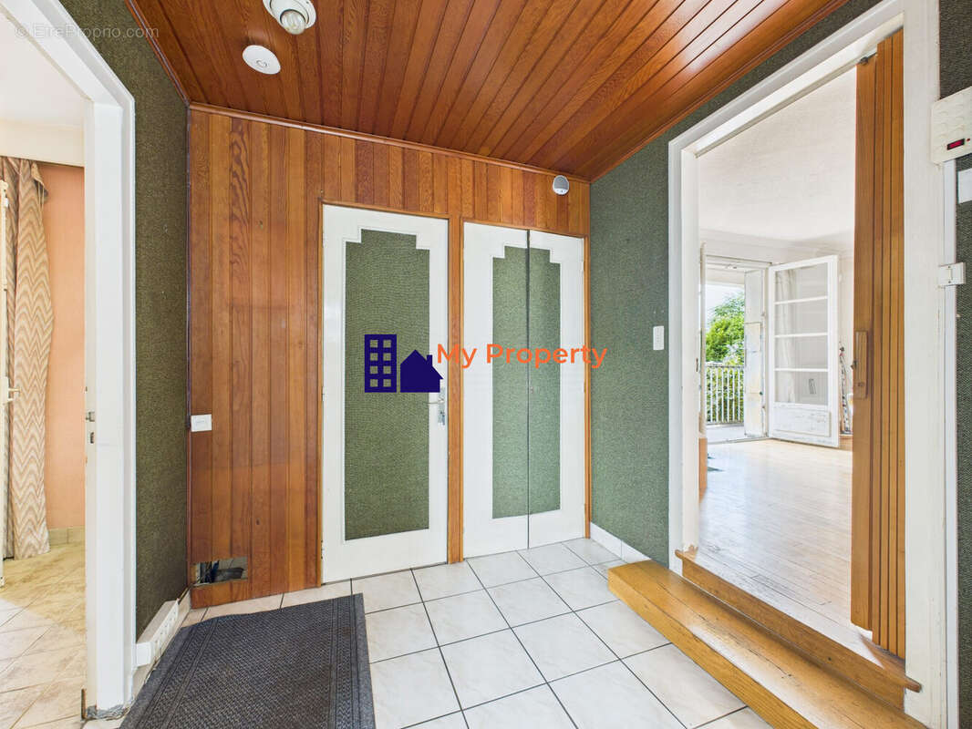 Maison à SARTROUVILLE