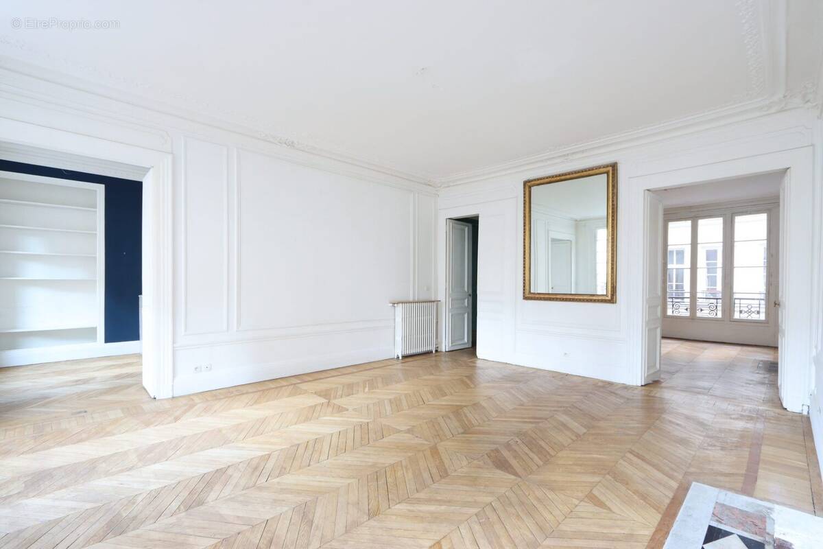 Salon - Appartement à PARIS-10E