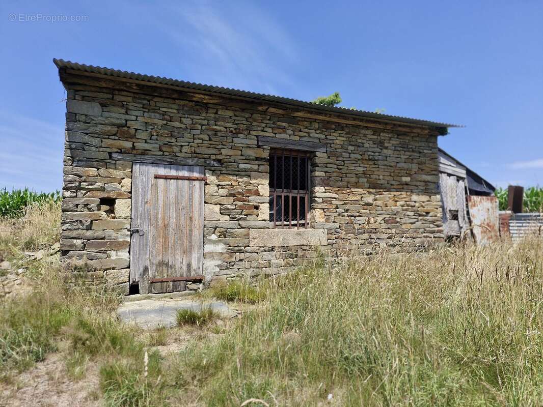 Maison à LE BENY-BOCAGE