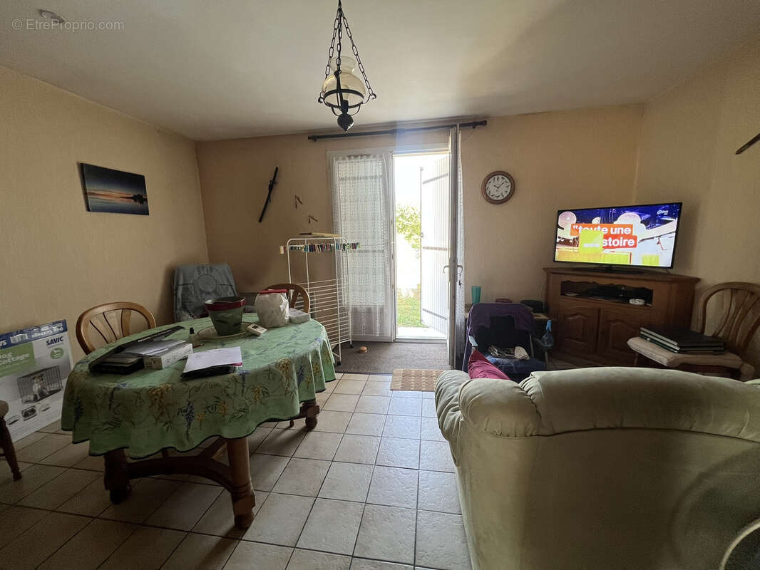 Maison à SAINT-AIGULIN