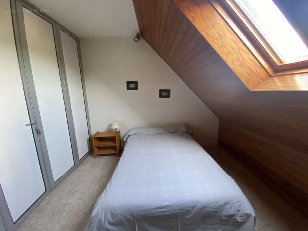 Maison à BIARS-SUR-CERE