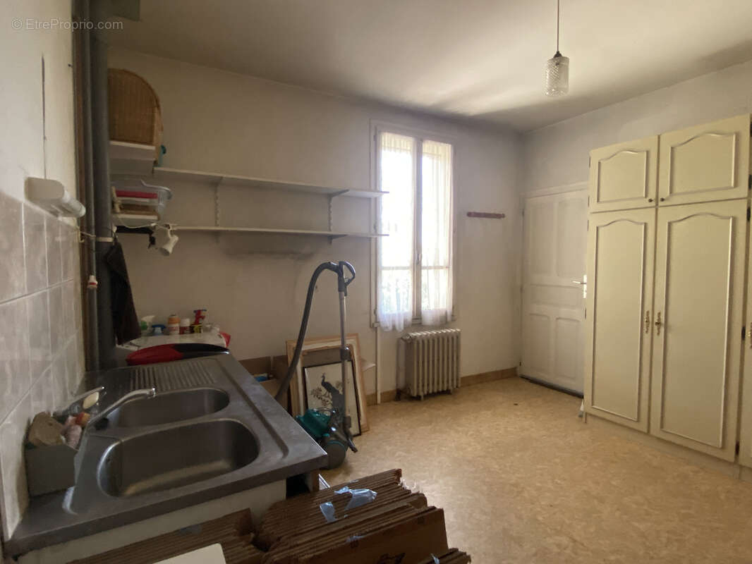 Maison à BIARS-SUR-CERE