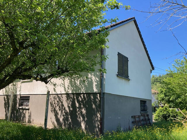 Maison à SAINTE-SUZANNE